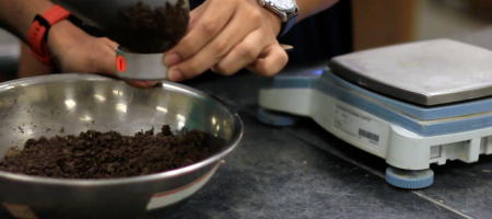 تعیین درصد رطوبت