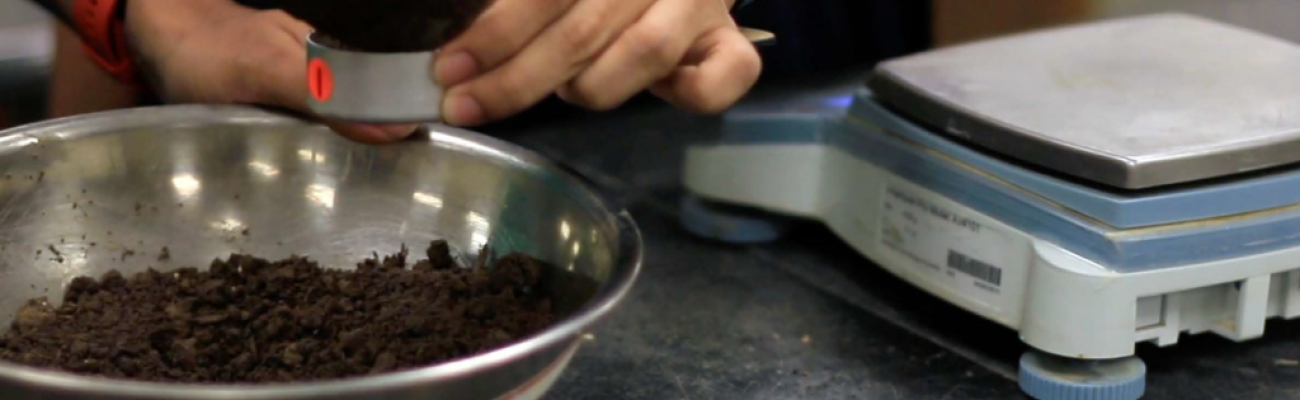 تعیین درصد رطوبت